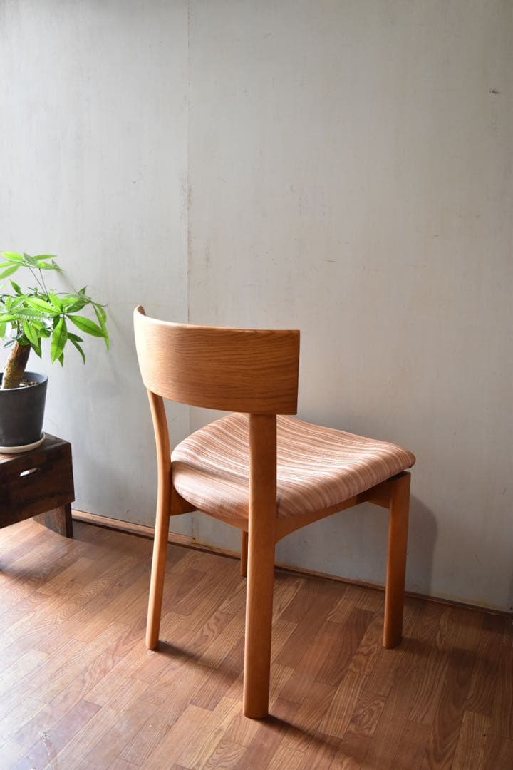 日進木工 オーバル ダイニングチェア