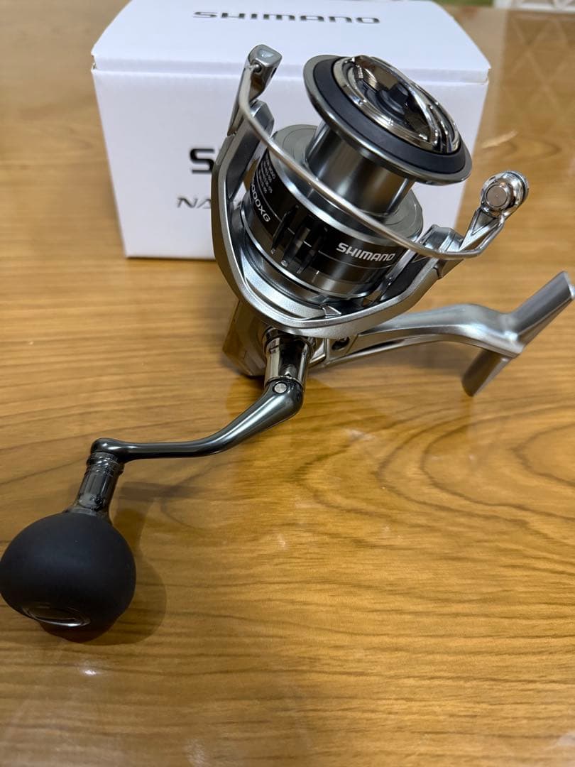 み*ぃ様 SHIMANO NASCI C5000XG 箱有り
