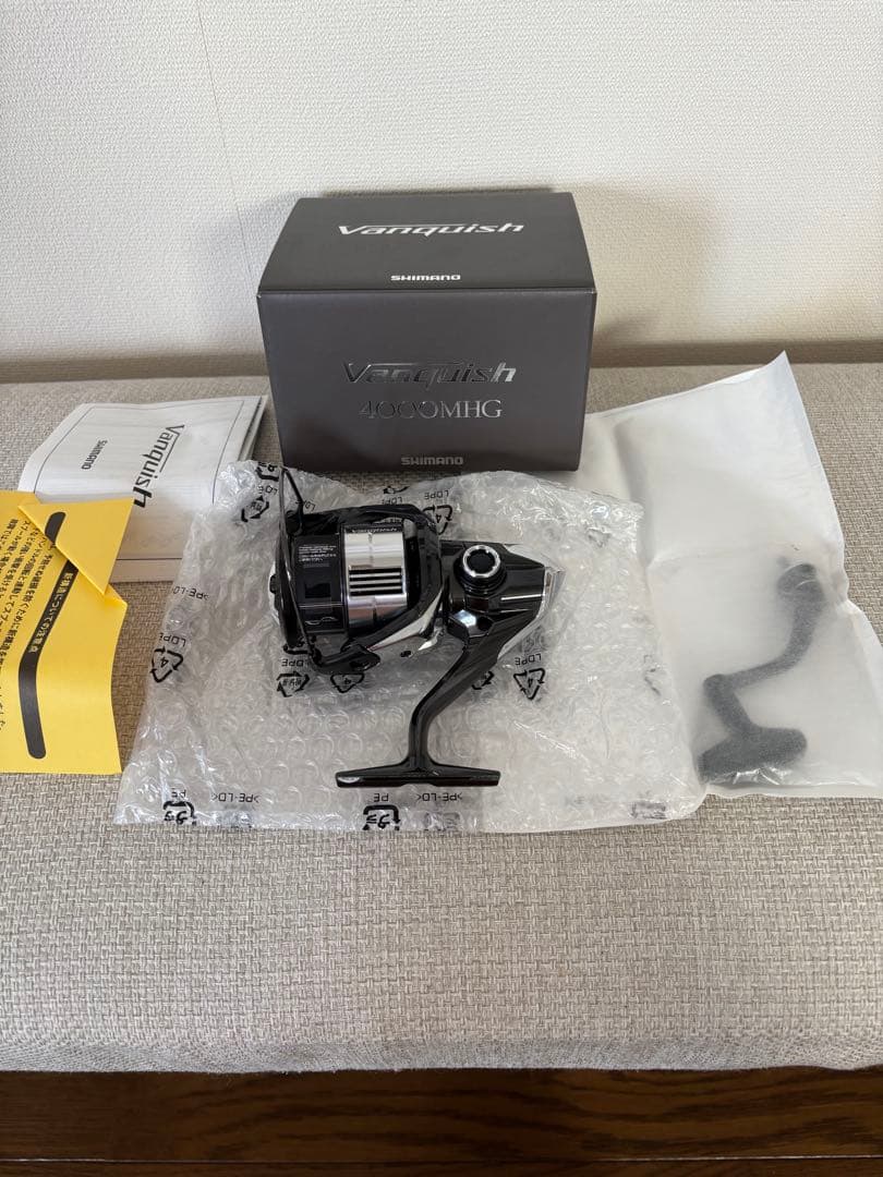 23ヴァンキッシュ4000MHG スピニングリール未使用新品