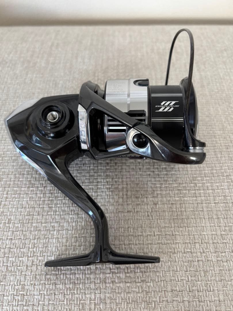 23ヴァンキッシュ4000MHG スピニングリール未使用新品