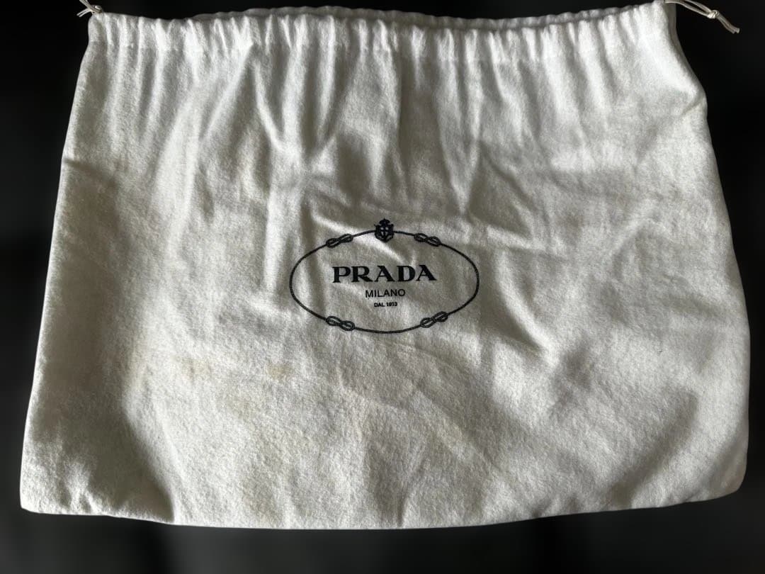 PRADA ブラック ショルダーバッグ【新品未使用】