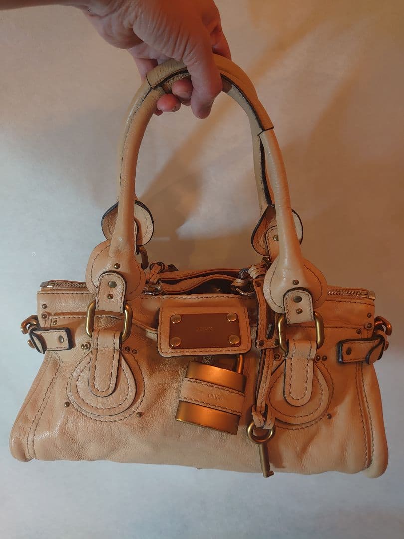 値下げ！ゴールド ラメのクラッチバッグ（なつ）