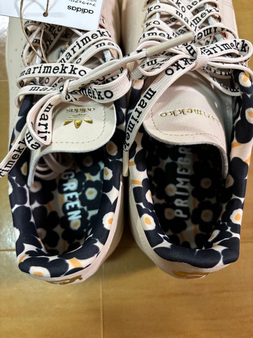 adidas マリメッコ スタンスミス　24.5㎝