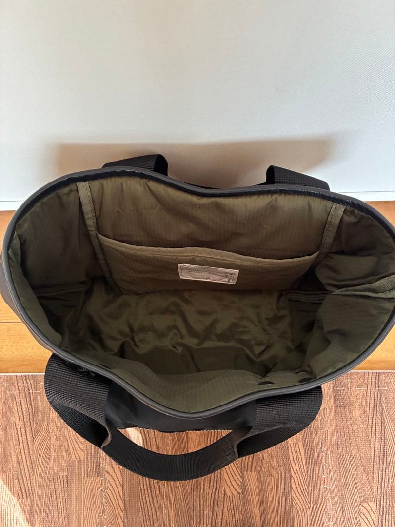 sacai ブラックトートバッグM