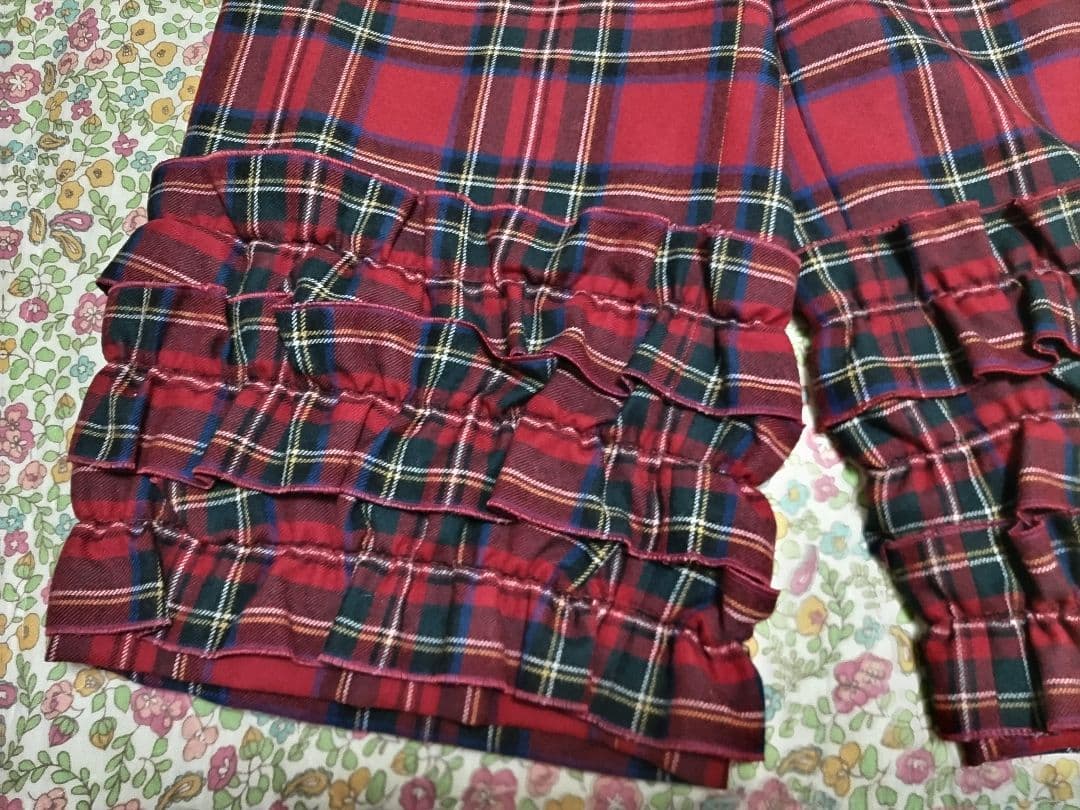 萌**様 ジェーンマープル　タータンチェックフリルトリムパンツ　新品
