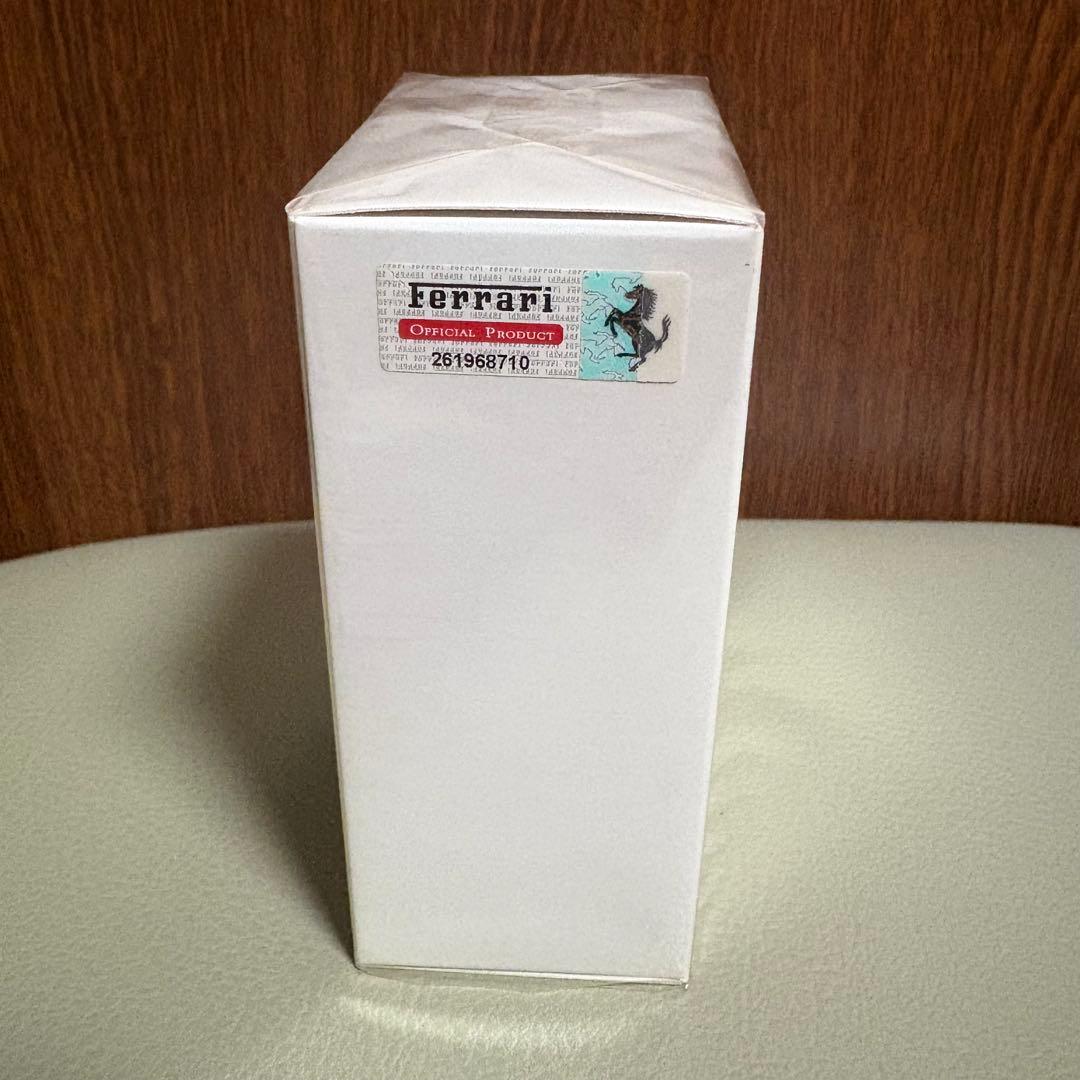 新品未開封 Ferrari Light Essence Bright EDT