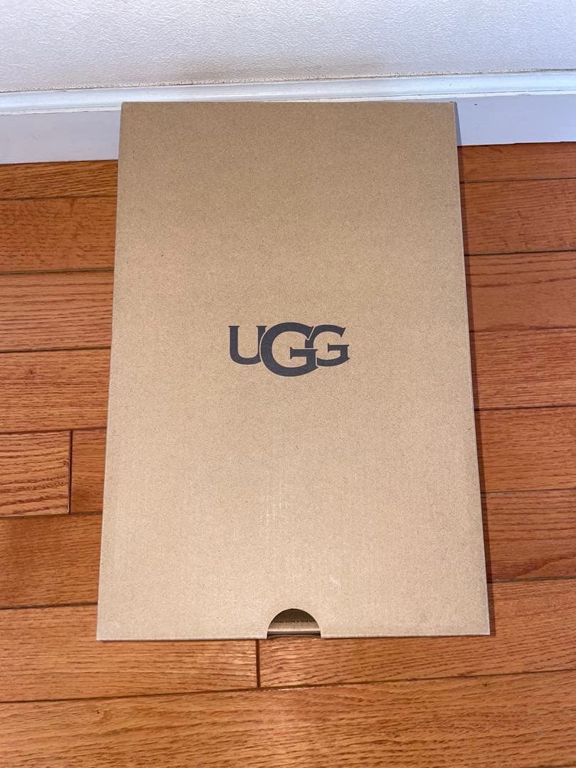 UGG オフホワイト 厚底スニーカー