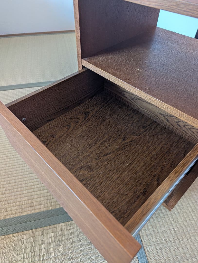 PAGナイトテーブル