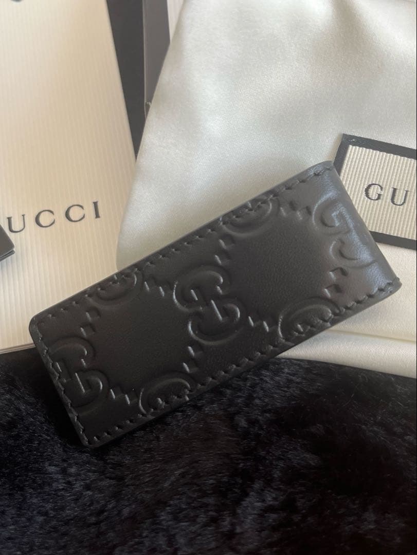 GUCCI マネークリップ 黒 GGパターン