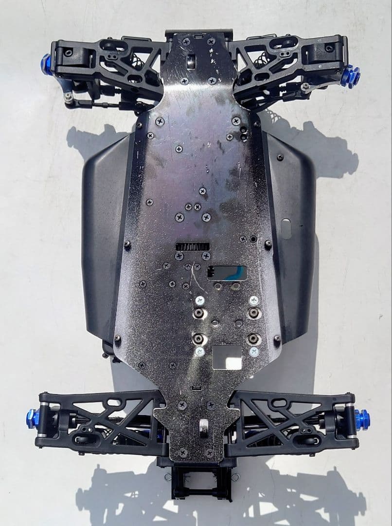 美品！京商 Inferno Neo 1/8GPシャーシ 3Pクラッチ一式付