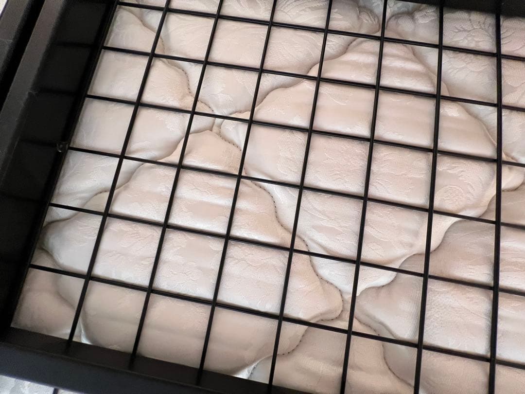 ローラアシュレイ セミダブルベッドフレーム&マットレスM