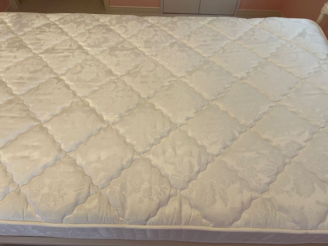 ローラアシュレイ セミダブルベッドフレーム&マットレスM