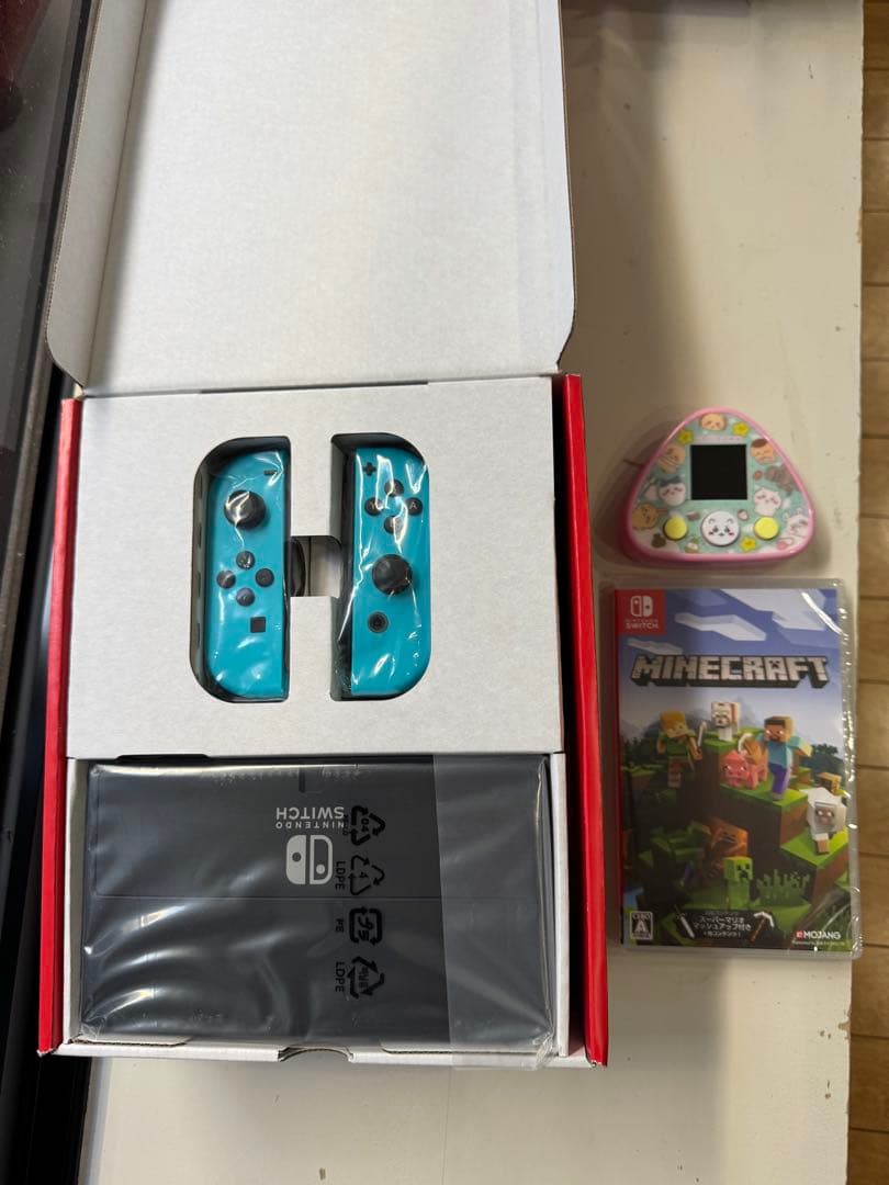 Nintendo Switch（有機ELモデル）カスタマイズ＋マイクラ＋ちいかわ