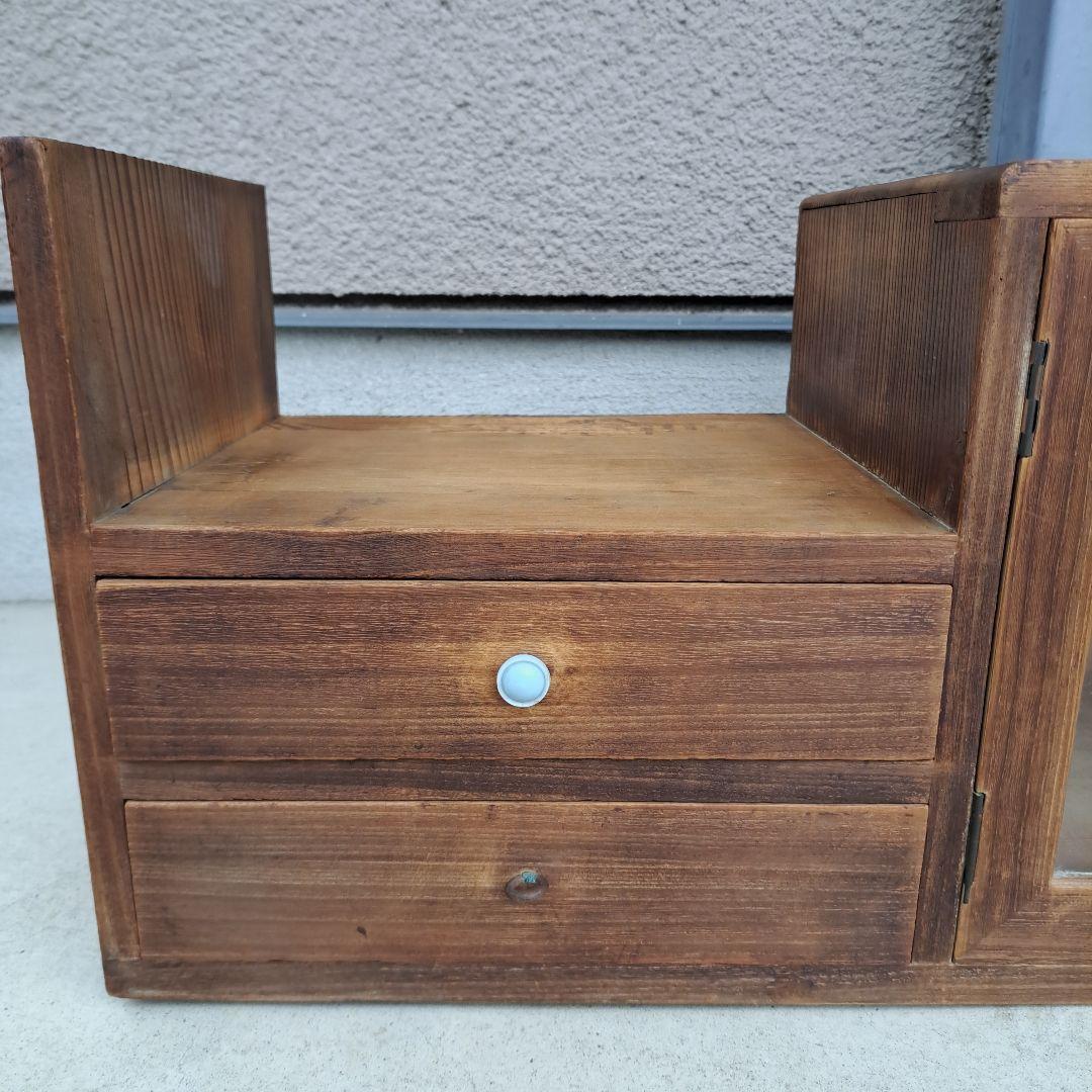 昭和レトロ　昭和の空気感が漂う収納家具の出品！