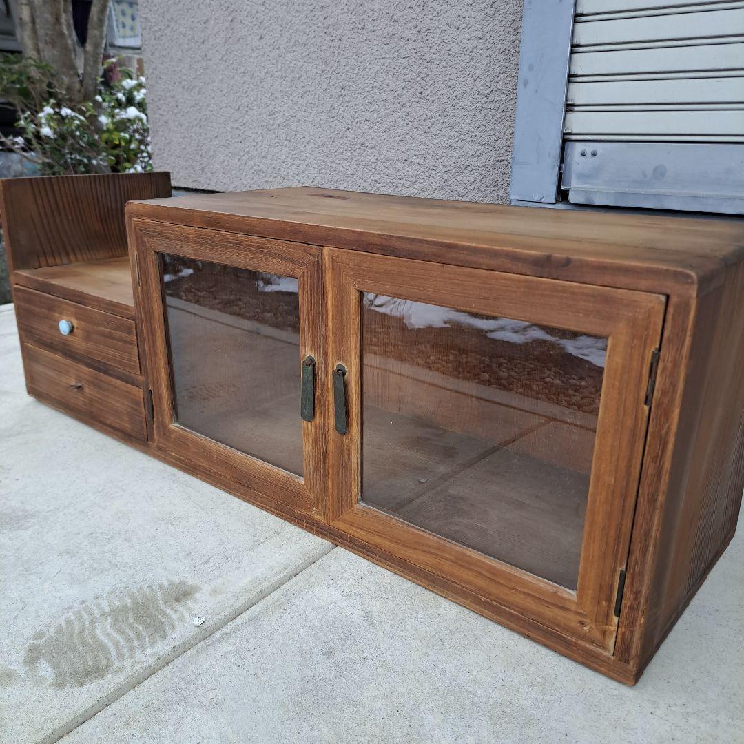 昭和レトロ　昭和の空気感が漂う収納家具の出品！