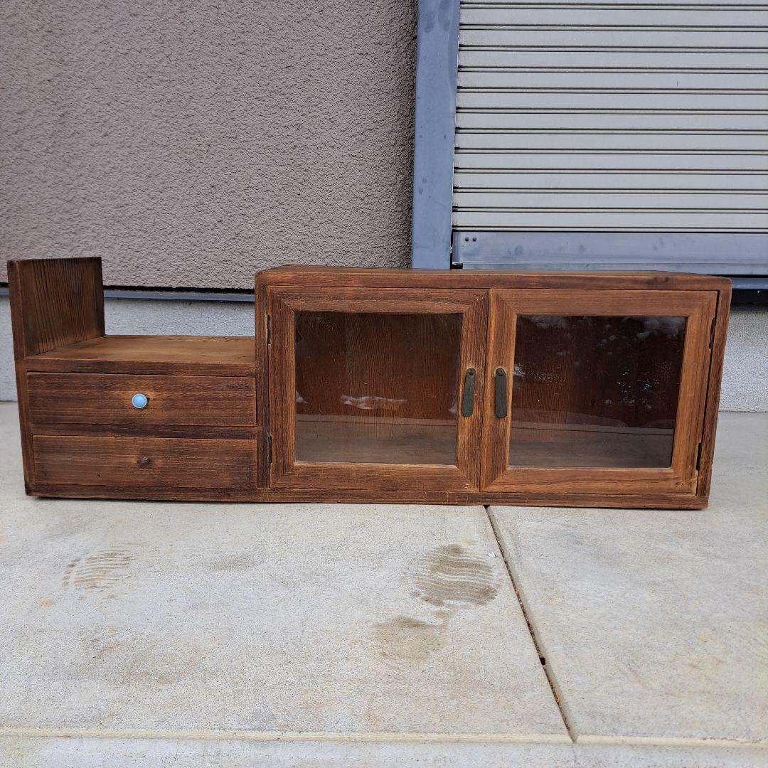 昭和レトロ　昭和の空気感が漂う収納家具の出品！