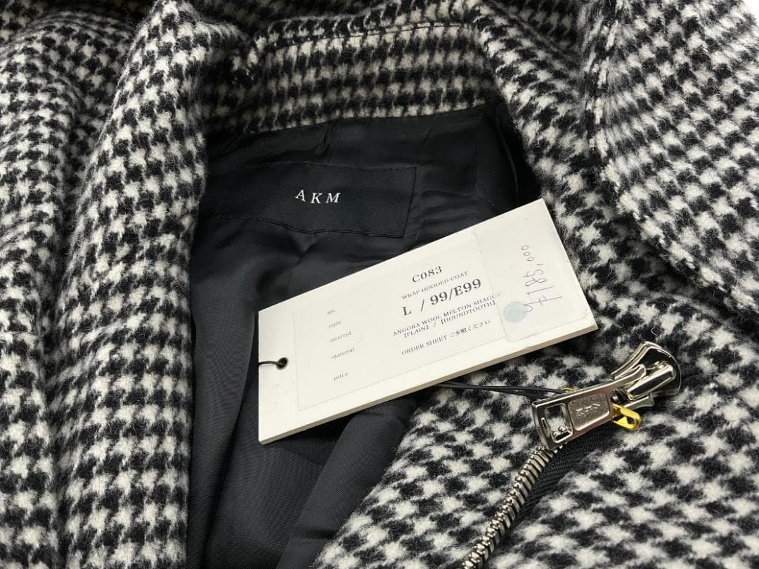 【未使用】AKM アンゴララップフード付コート 定価20万円　サイズL