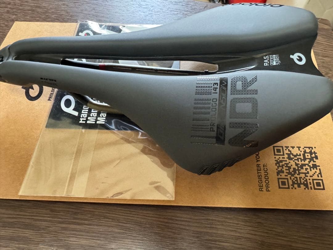 prologo NDR サドル Tirox 143 アンソラサイト/ブラック