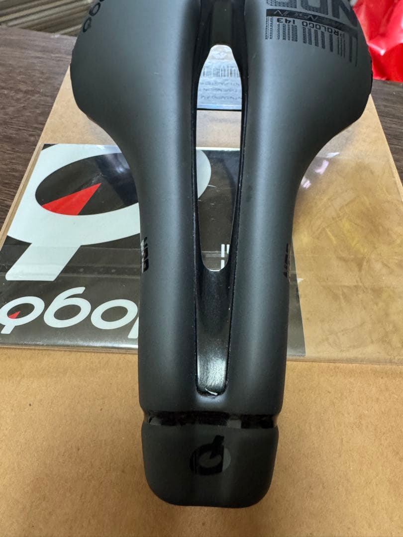 prologo NDR サドル Tirox 143 アンソラサイト/ブラック