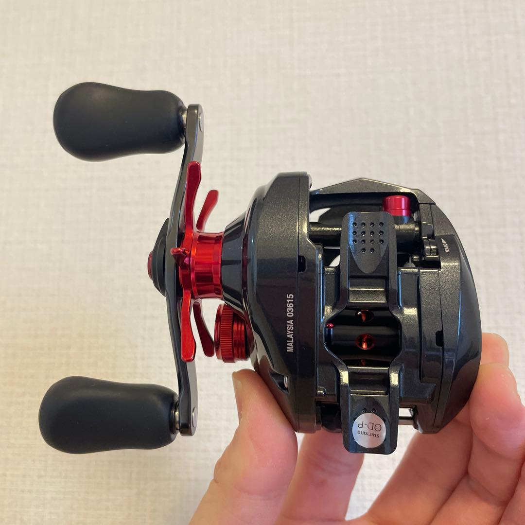 カシータスMGL100HG　ベイトリール　SLX　スコーピオン　メタニウム