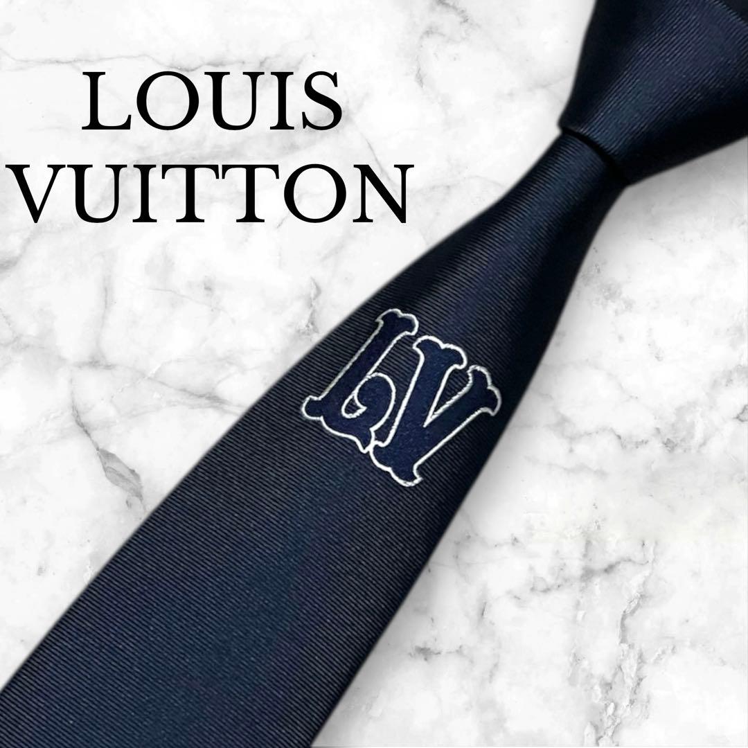 【美品】LOUIS VUITTON ルイヴィトン　ネクタイ　ソリッド　紺　ＬV