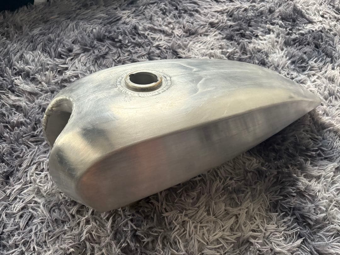 WM ロードトラッカーアルミタンク　グラストラッカー　TW