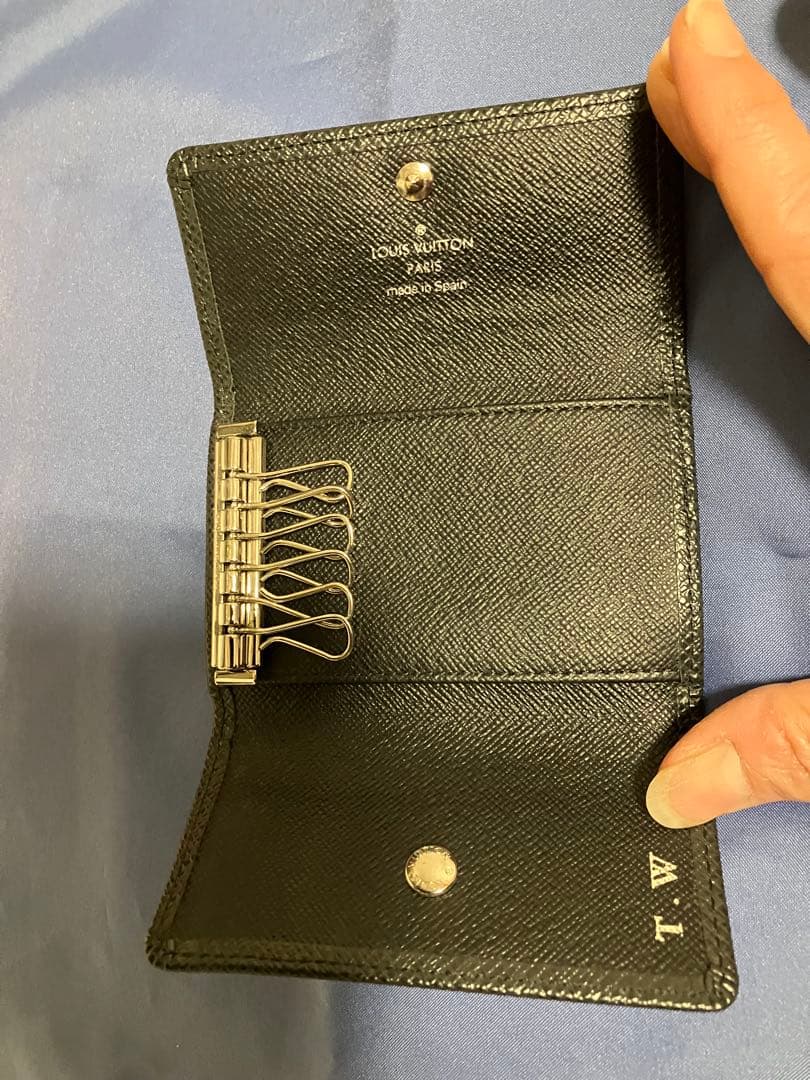 ルイヴィトン タイガ ミュルティクレ 6 6連 キーケース