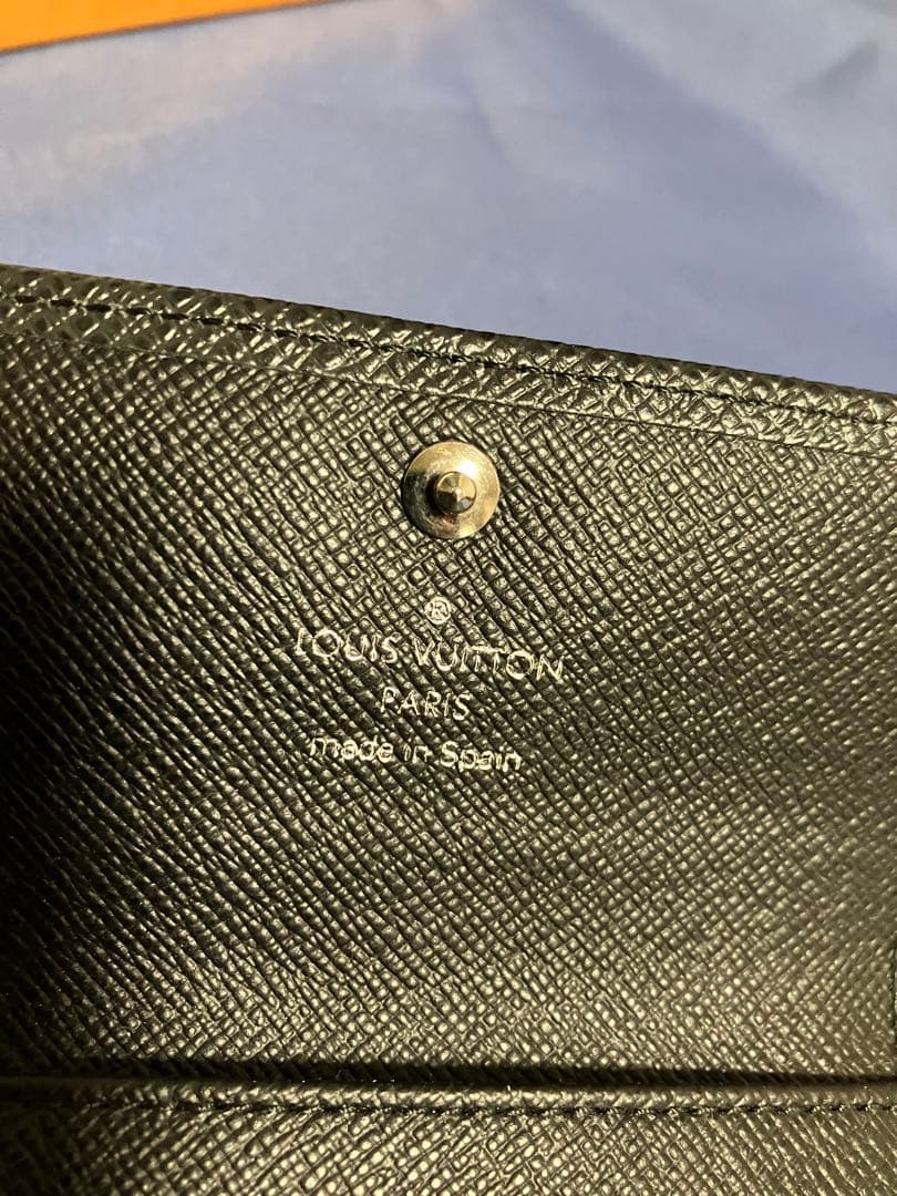 ルイヴィトン タイガ ミュルティクレ 6 6連 キーケース