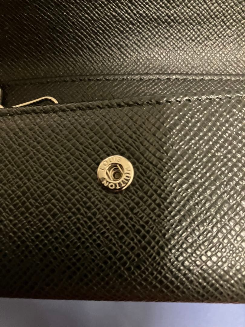 ルイヴィトン タイガ ミュルティクレ 6 6連 キーケース