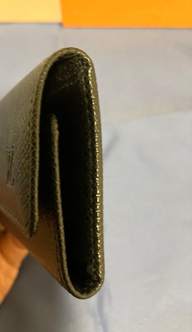 ルイヴィトン タイガ ミュルティクレ 6 6連 キーケース