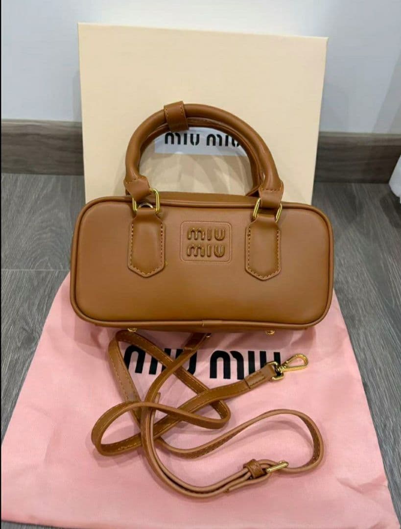 miu miu ボウリングバッグ