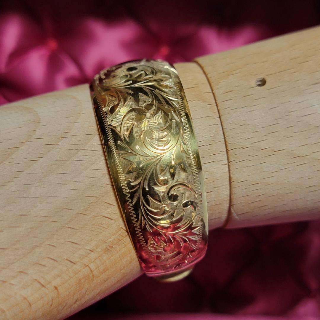 ビンテージ ゴールドカラーの彫金バングル スターリングシルバー 925