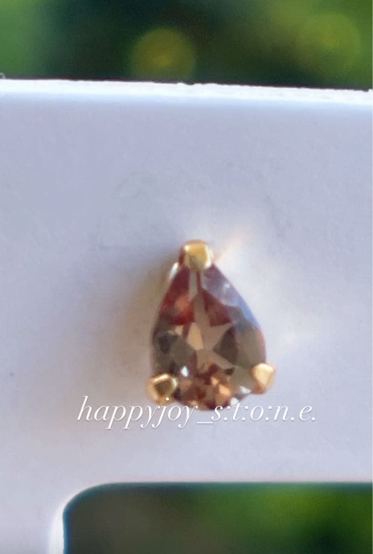 希少❣️愛のお守り・変化への適応サポート✨☆カラーチェンジガーネット☆ピアス