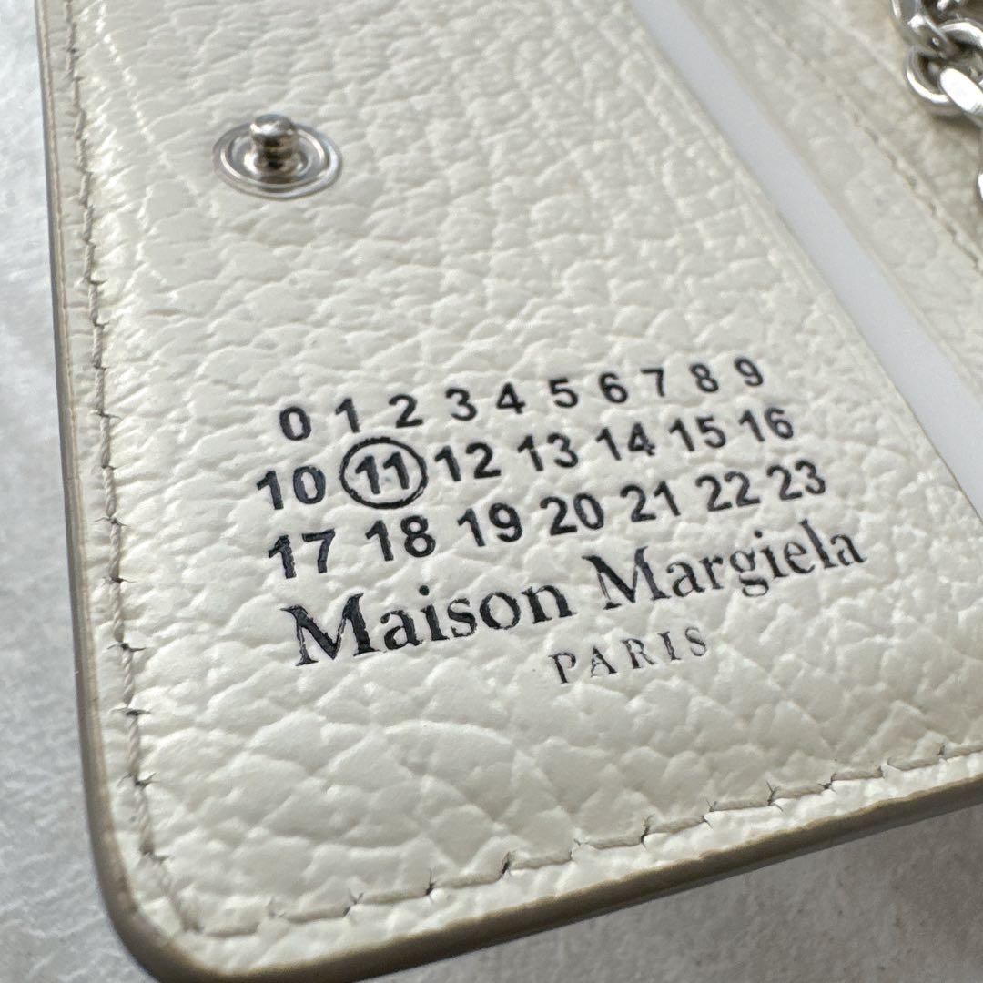 ⭐︎油⭐︎ 美品 メゾンマルジェラ キーリング付カードケース　正規品　白