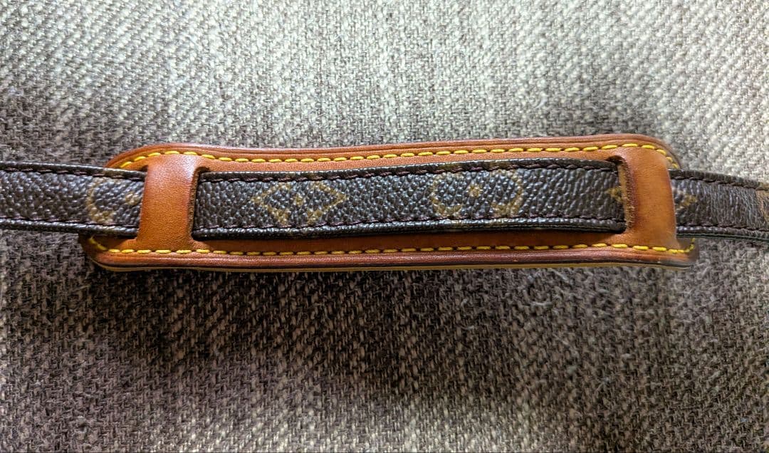 【訳あり品】Louis Vuitton モノグラム　ショルダーバッグ 送料込