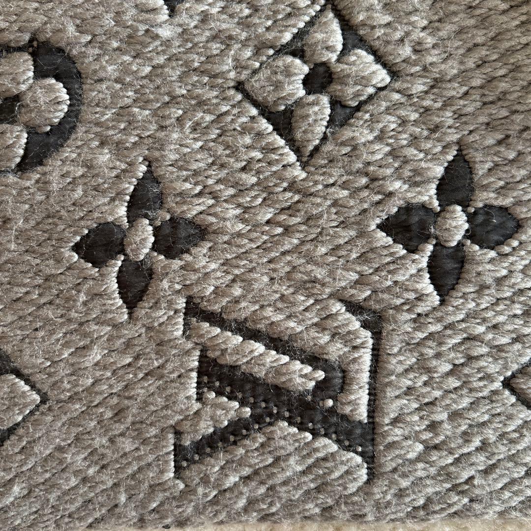 LOUIS VUITTON グレー マフラー ウール100%