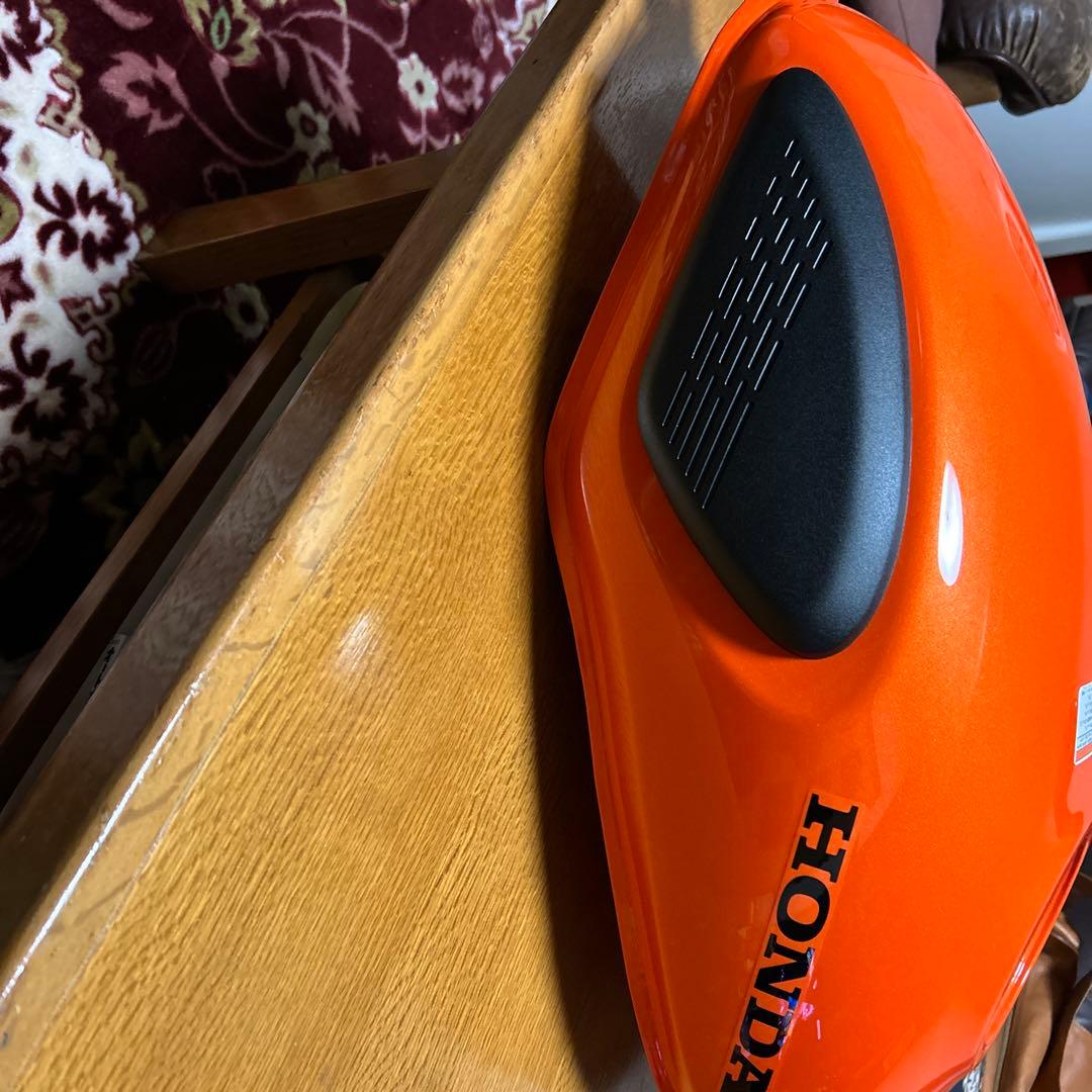 美品HONDA オレンジタンクCL250ガソリンタンク 新車外しです。