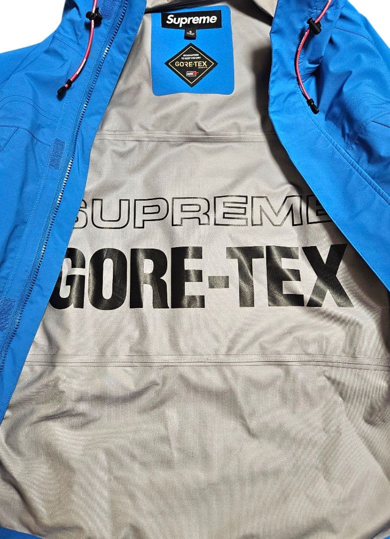 SUPREME ✨19AW Gore-Tex Taped Seam Jacket
