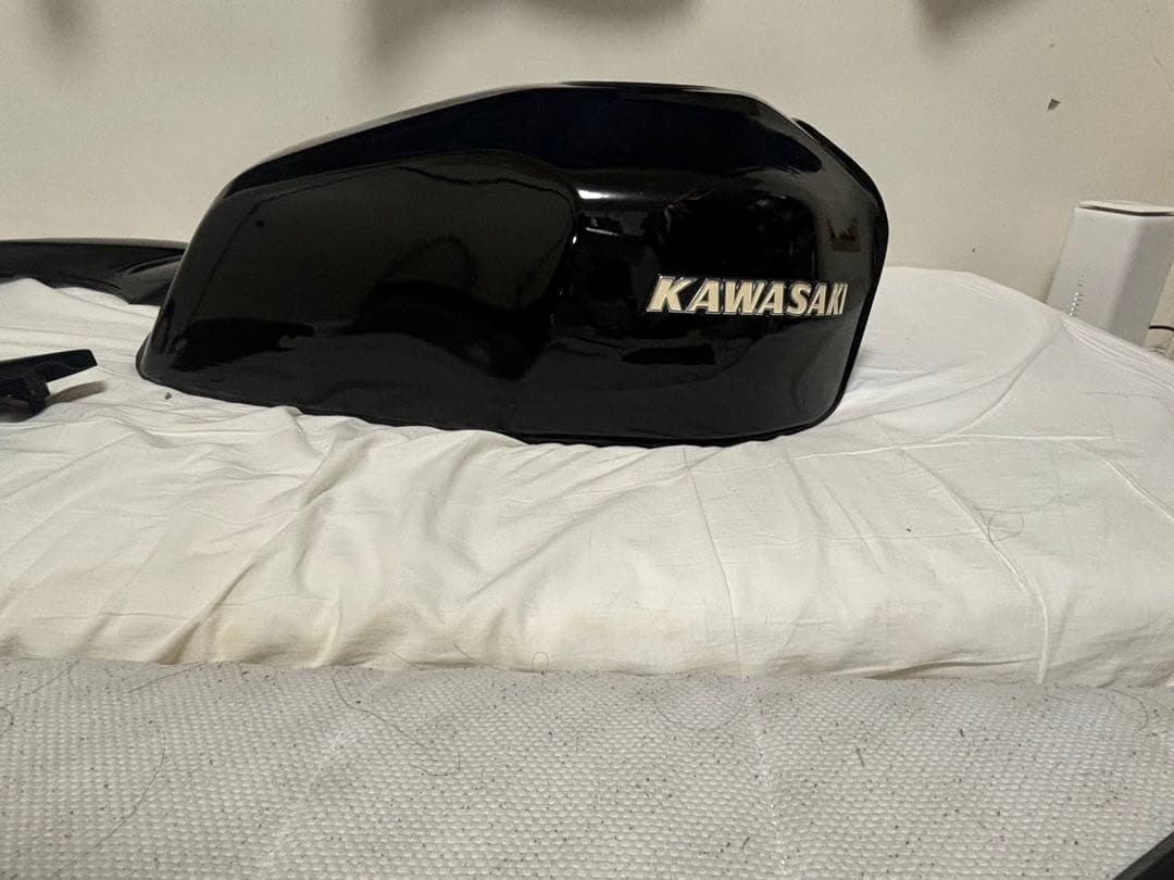 カワサキ　ZRX400 外装セット　純正新品フューエルコック、フューエルセンサー