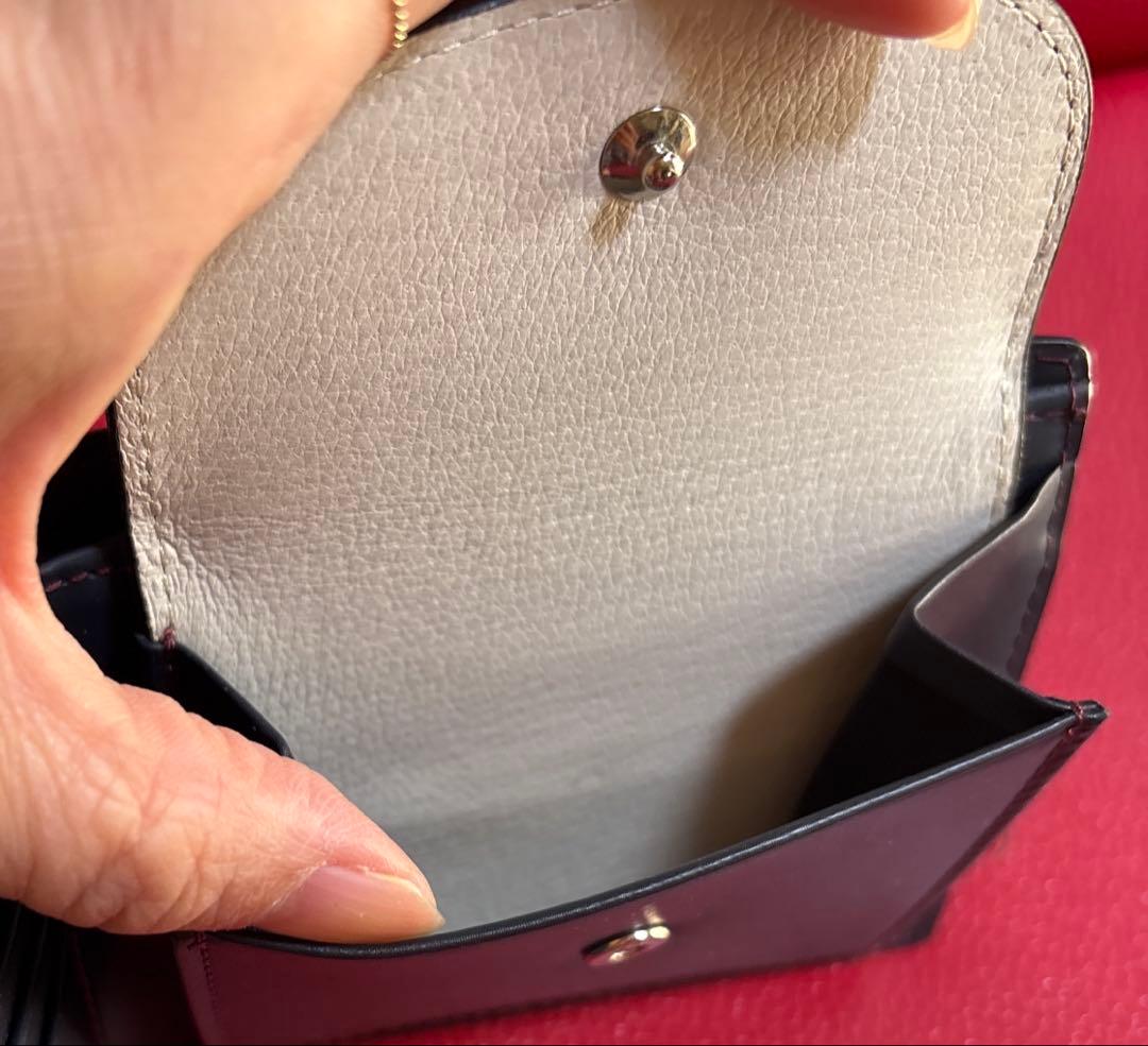 キタムラ　二つ折り財布