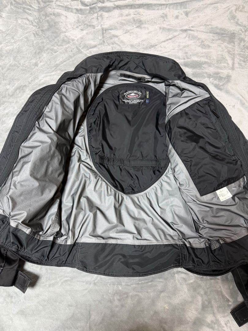 クシタニ★KUSHITANI★ゴアテックスオールウェザー