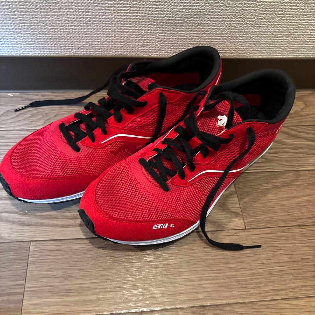 DESCENTE ランニングシューズ レッド　27.5