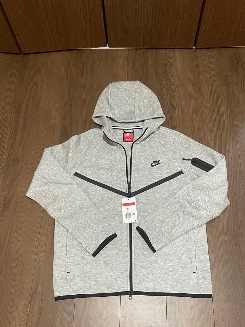 NIKEテックフリース￼Lサイズ 値下げ可能