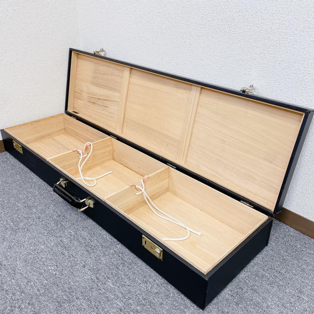 三味線 虎トチ入り紅木 中棹 金細 2枚溝 犬皮 子持ち綾杉胴 和楽器