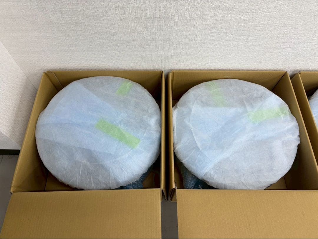 美品新車外し　26年式60プリウスナイトシェード　19インチホイール4本セット