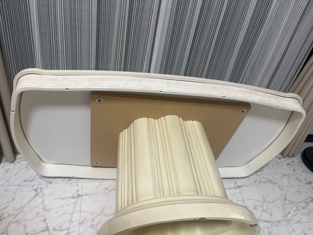 サルタレッリ Saltarelli ローテーブル