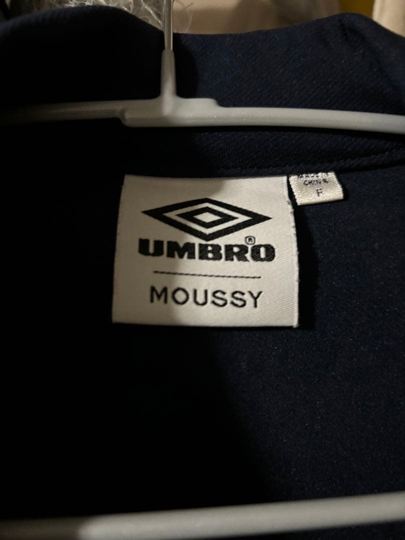 MOUSSY×UMBRO コラボトラックジャケット ネイビー Fサイズ