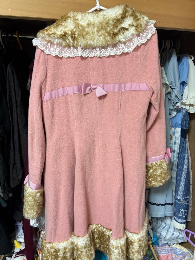 ファー付きピンクロングコート　小鹿ちゃんコート