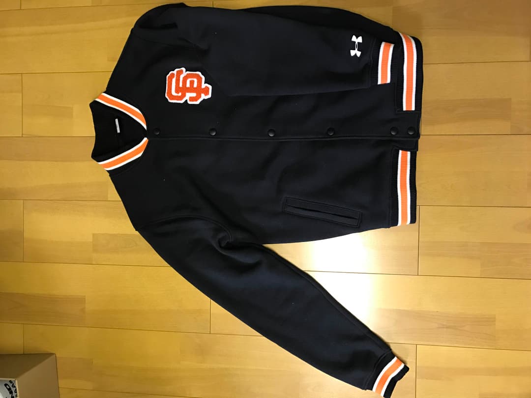 アンダーアーマー 冬物ジャケット