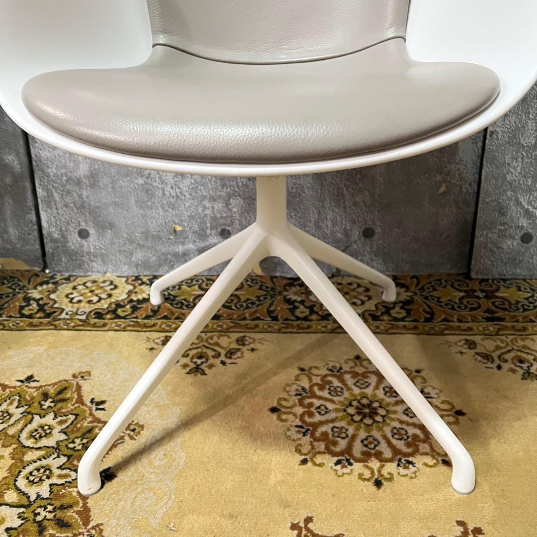 あの꧁BoConcept ボーコンセプト꧂adelaideアデレードチェア